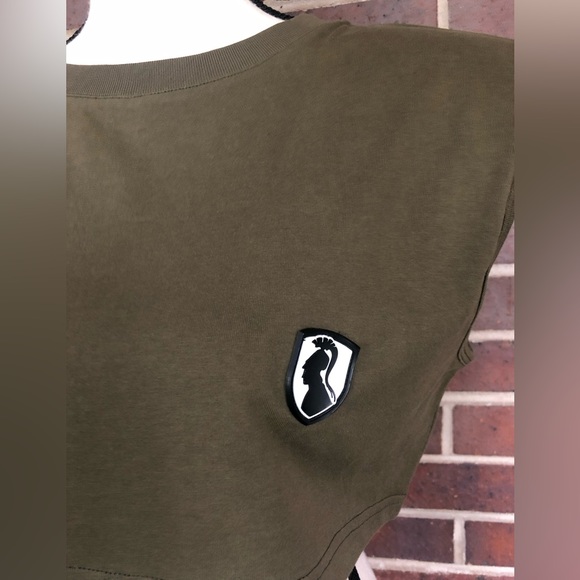 NWT VHNY by Vivienne Hu New York Logo Cropped Top w Shoulder Pads Sz S Olive - Picture 6 of 9